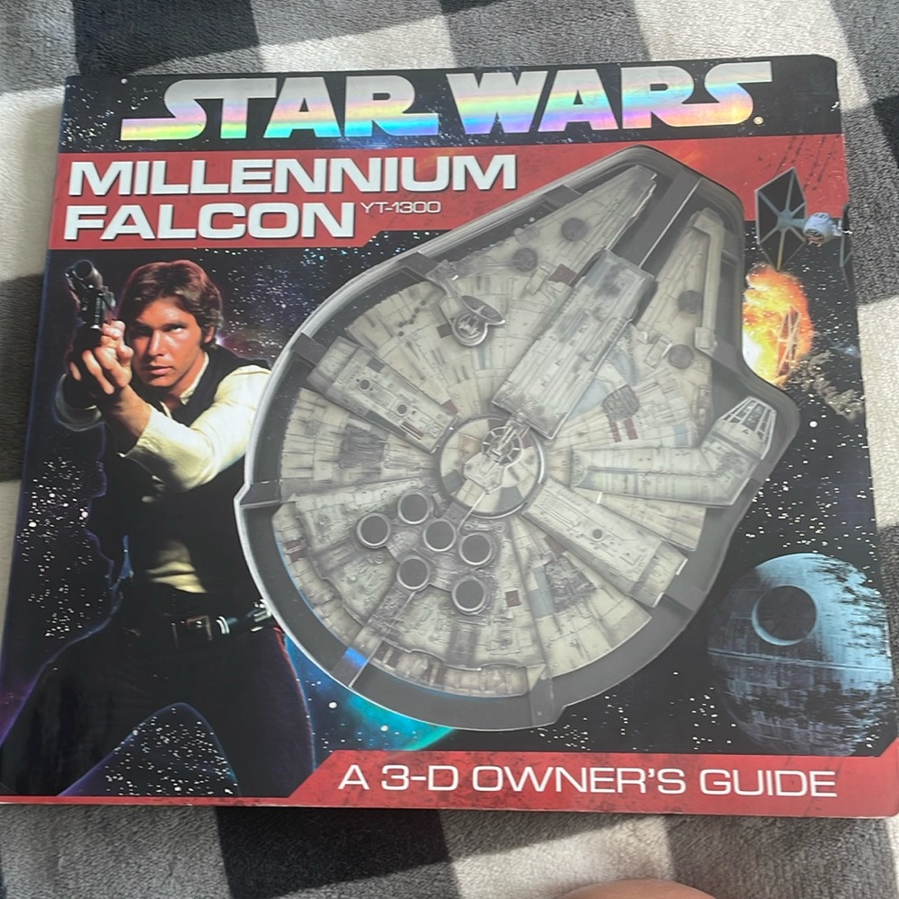 Star Wars Millennium Falcon 3-D book